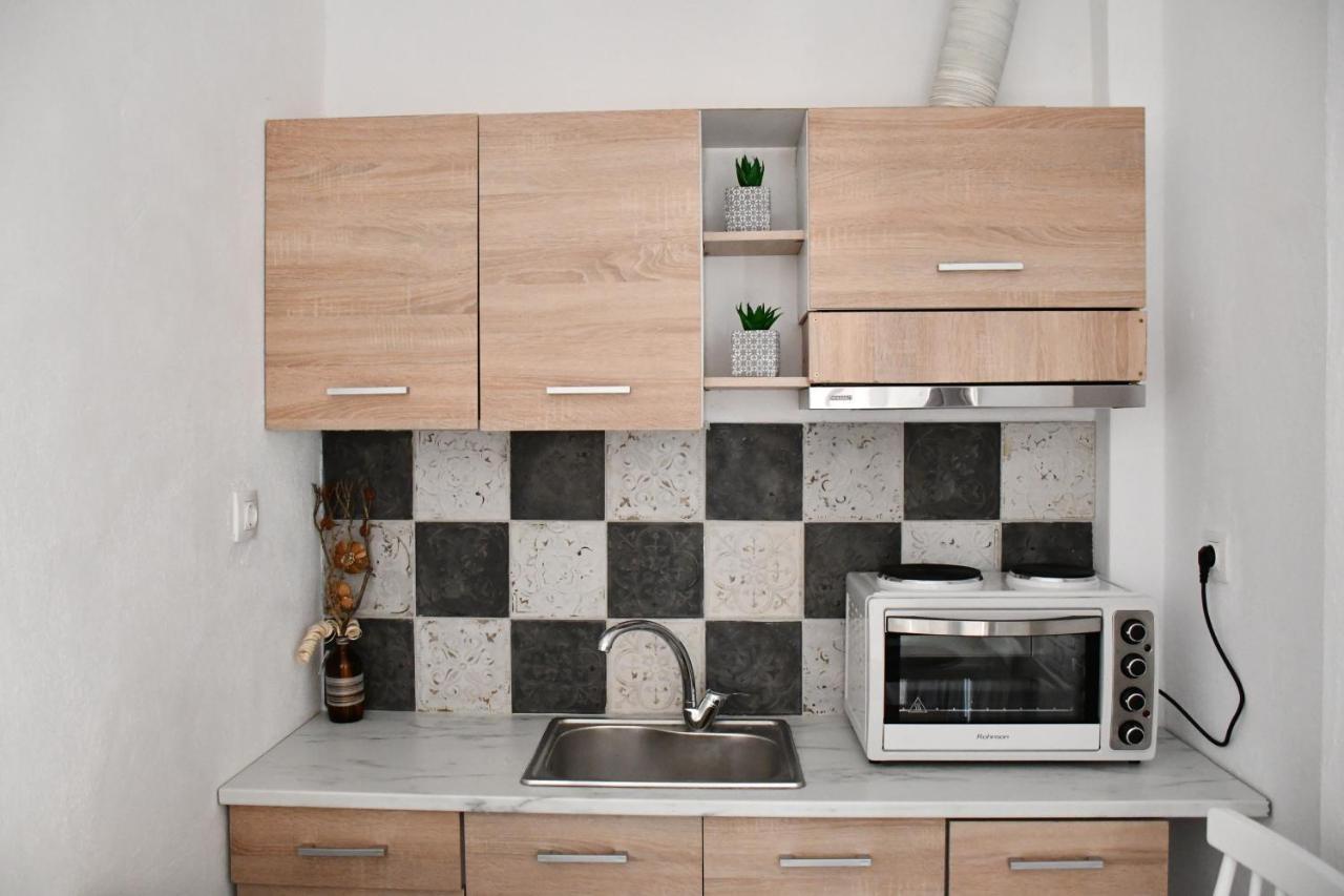 Heliofos Apartment